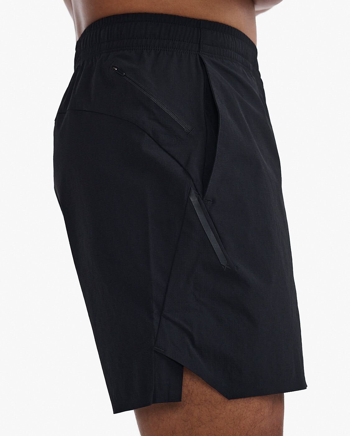 2XU Men's Motion 6 Inch Shorts - Black/Black - D Byk Store