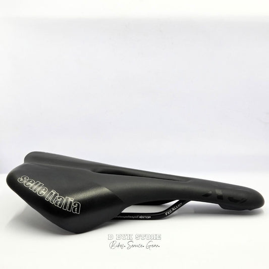 Selle Italia X3 Flow Saddle - Black - D Byk Store