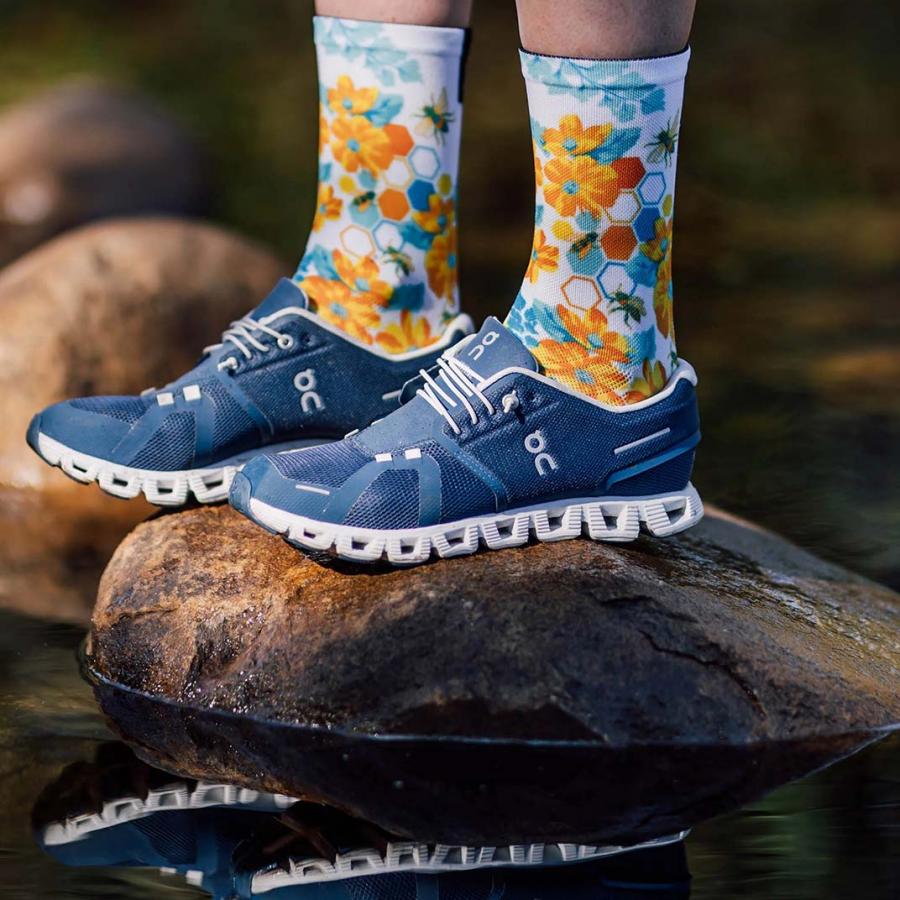 Sox Honey Bees Casual Crew Socks - D Byk Store