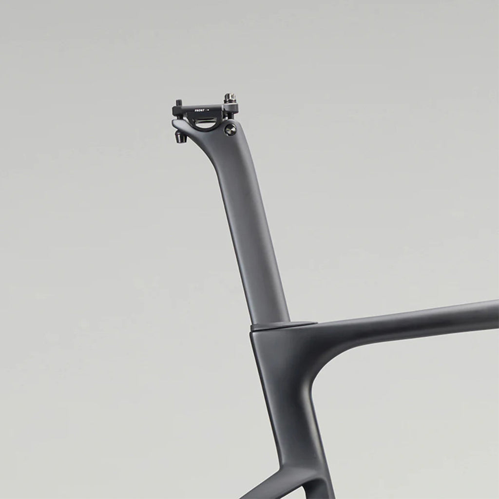 SEKA Spear Carbon Aero Seatpost