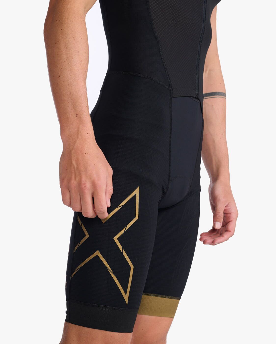 2XU Light Speed Front Zip Trisuit - Black/Gold - D Byk Store