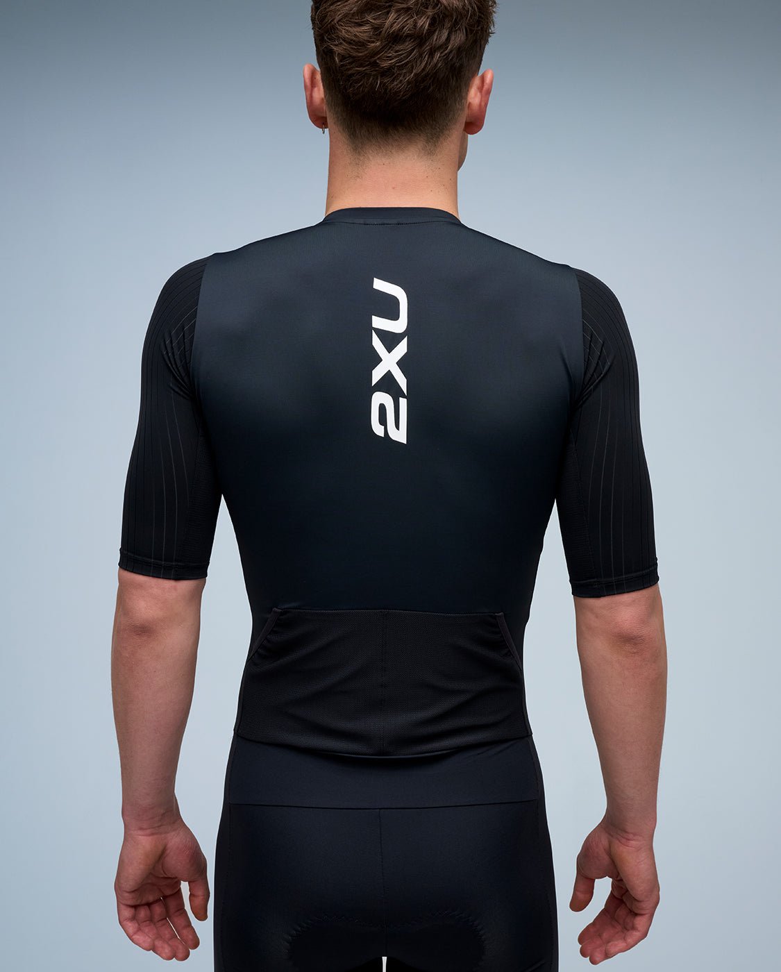 2XU Men's Aero Sleeved Trisuit - Black/White - D Byk Store