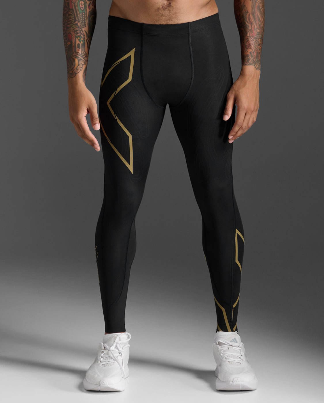 2XU Men's Light Speed Compression Tights - Black/Gold Reflective - D Byk Store