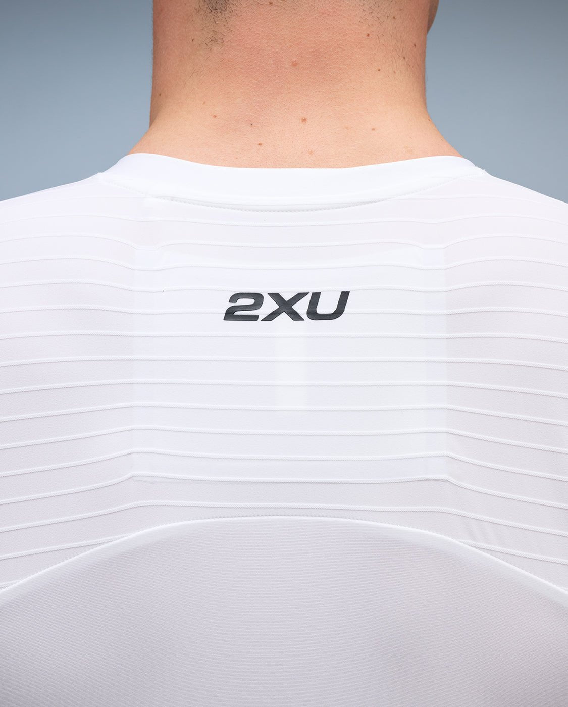 2XU Men's Light Speed React Sleeved Trisuit - Black/White - D Byk Store