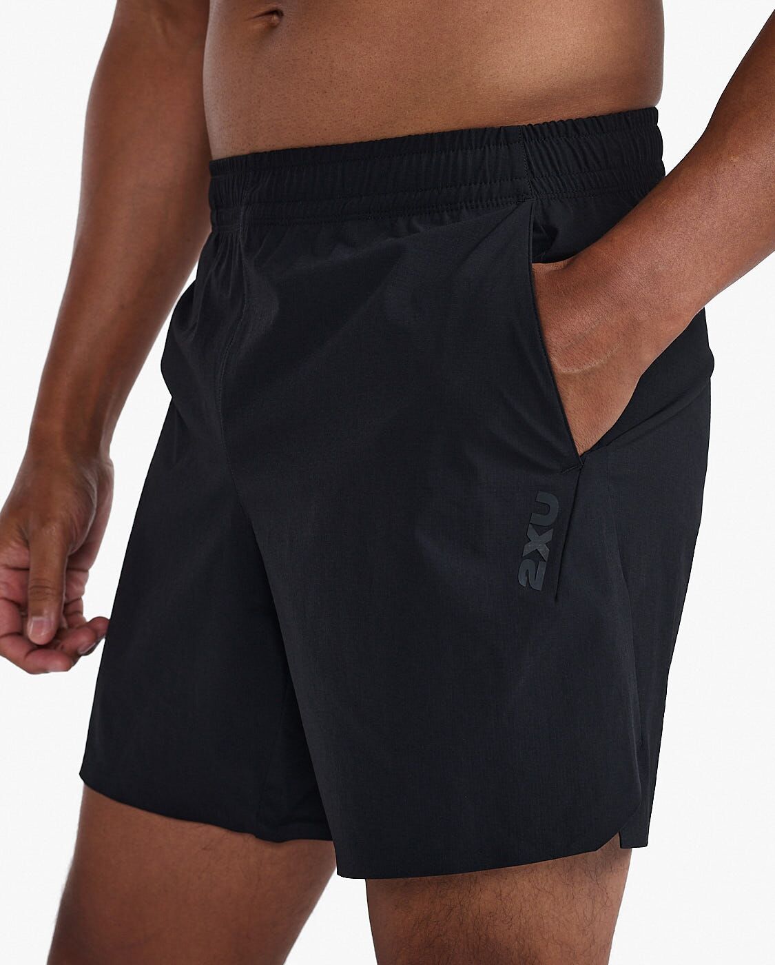 2XU Men's Motion 6 Inch Shorts - Black/Black - D Byk Store