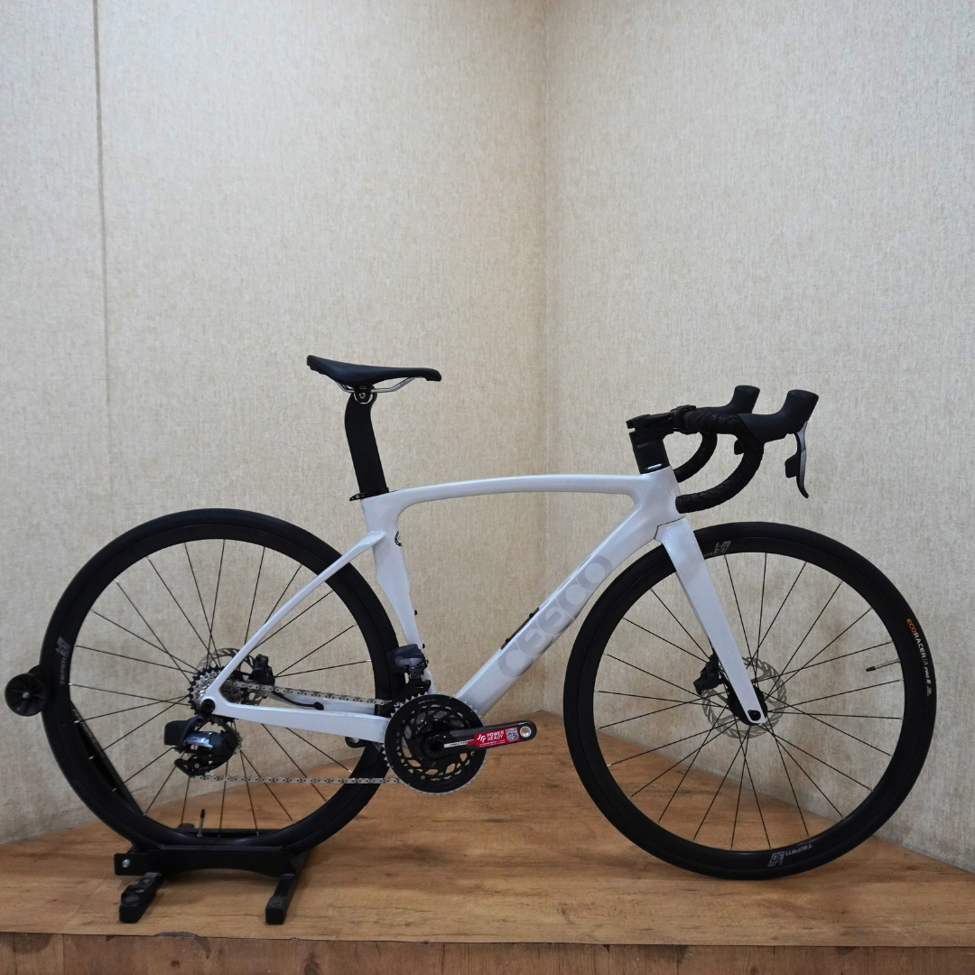 Ceepo Mamba-R Aero Performance Bike - White