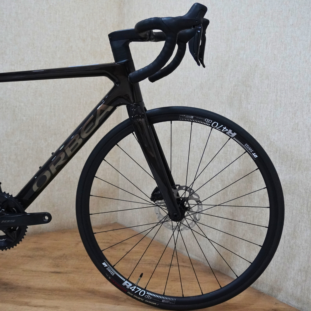 Orbea Orca M31eTEAM - Raw Carbon-Titanium (Gloss) 105 Di2