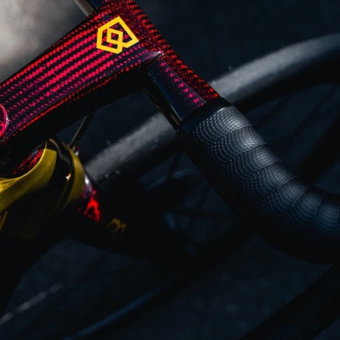 Ciclovation Advanced Leather - Textured Globe Pattern - D Byk Store