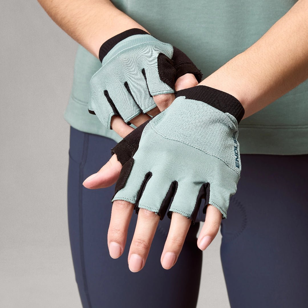Endura Loop Mitts - Sage Green - D Byk Store