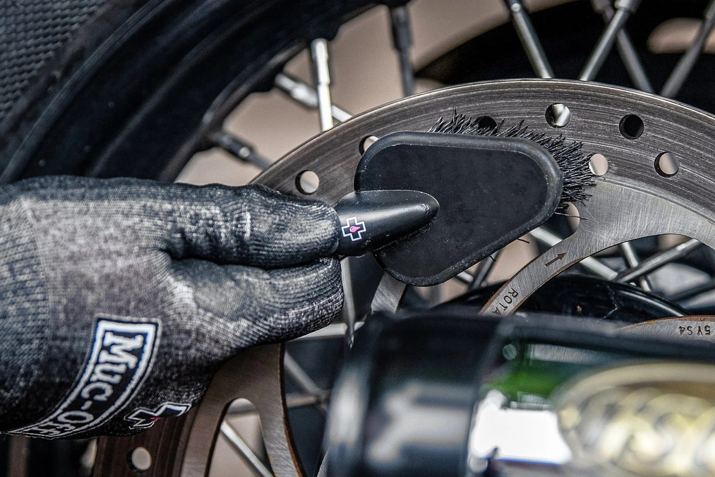 Muc-Off Detailing Brush
