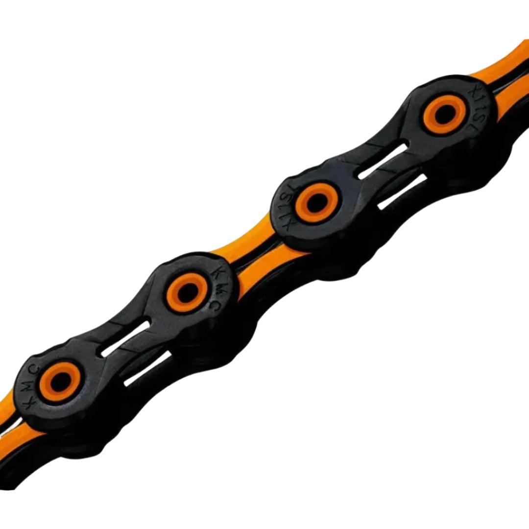 KMC DLC 11 Chain – Black / Orange