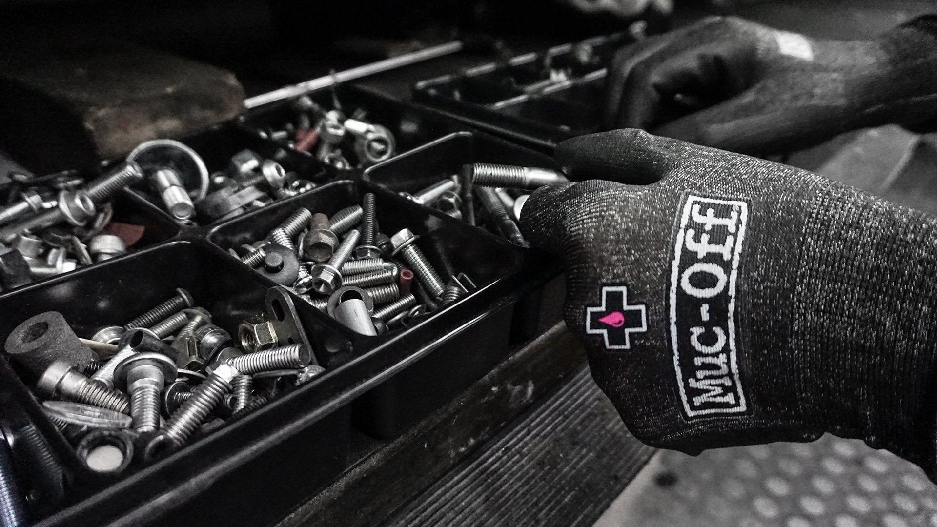 Muc off Mechanics Gloves - D Byk Store