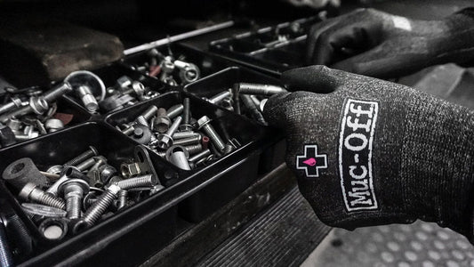 Muc off Mechanics Gloves - D Byk Store