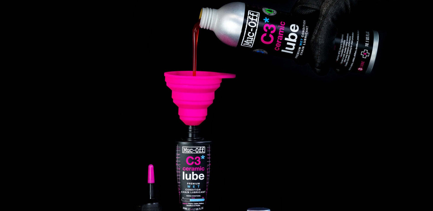 Muc off Mini Collapsible Silicone Funnel - D Byk Store