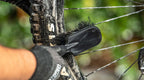 Muc off Tyre & Cassette Brush - D Byk Store