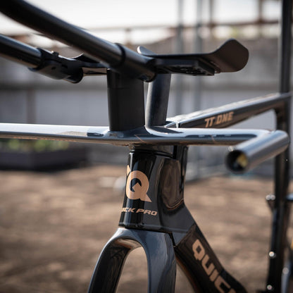 Quick Pro TT:ONE Time Trial Frameset with Cockpit - D Byk Store