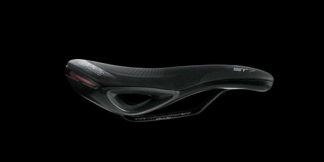 Selle Italia ST 7 Vision Superflow Saddle - D Byk Store