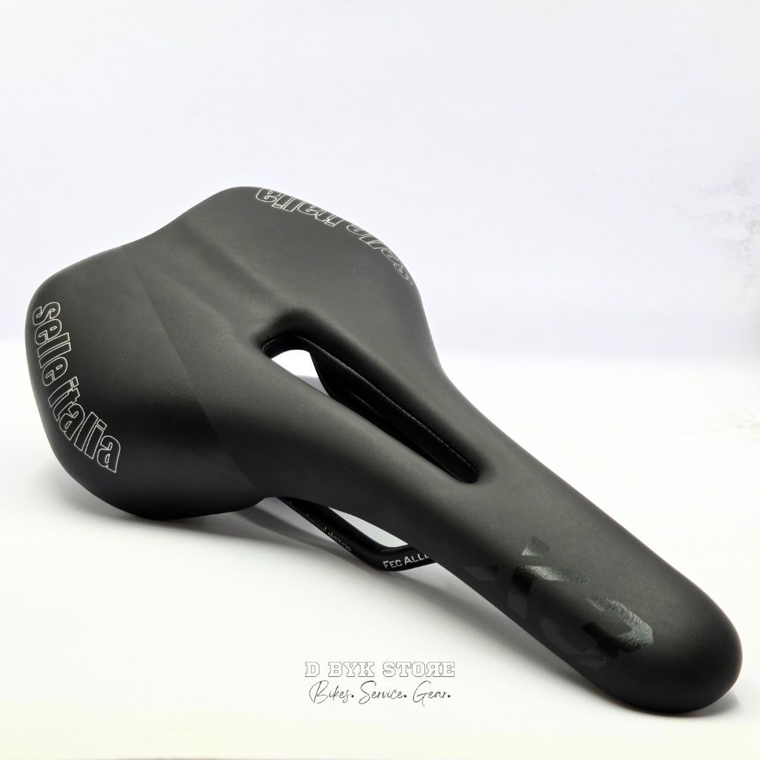 Selle Italia X3 Flow Saddle - Black - D Byk Store