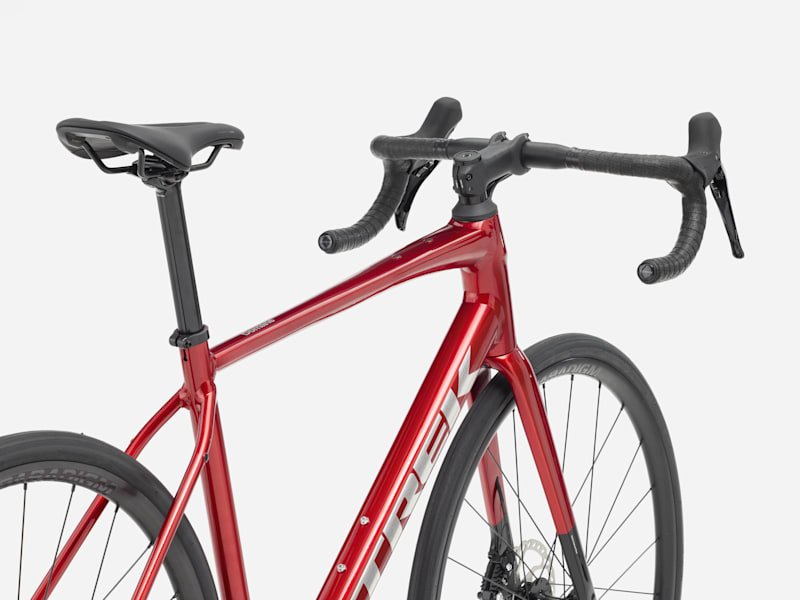 Trek Domane AL 4 Gen 4 2027 - Fury Red - D Byk Store