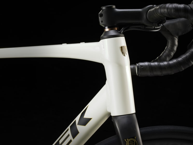 Trek Domane AL 4 Gen 4 - Era White - D Byk Store