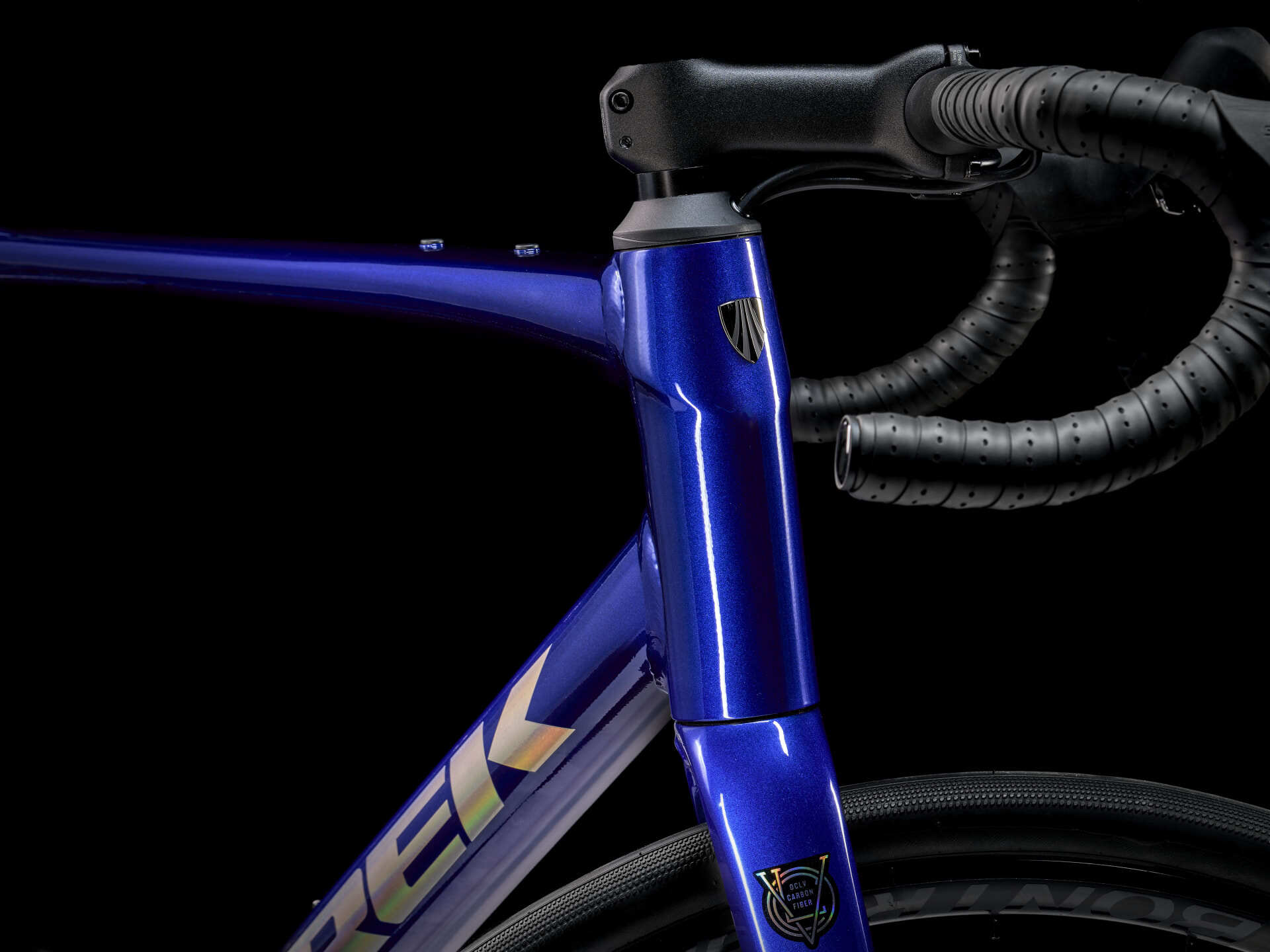 Trek Domane AL 4 Gen 4 - Hex Blue to Marianas Blue Fade - D Byk Store