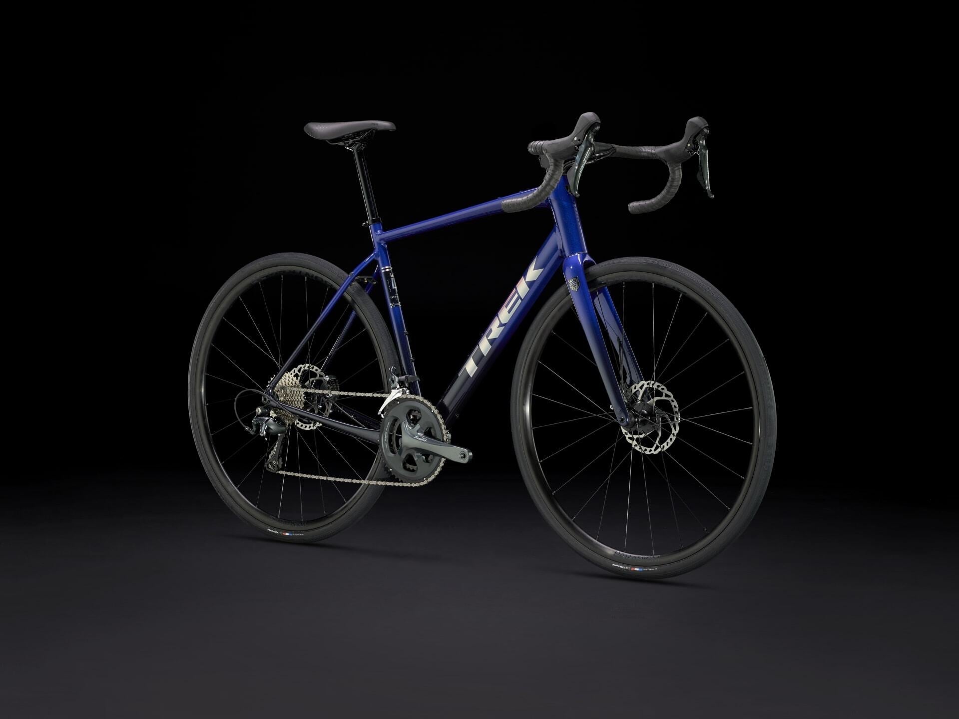 Trek Domane AL 4 Gen 4 Bikes - Hex Blue to Marianas Blue – D Byk Store Trek Domane AL 4 Gen 4 Bikes - Hex Blue to Marianas Blue – D Byk Store