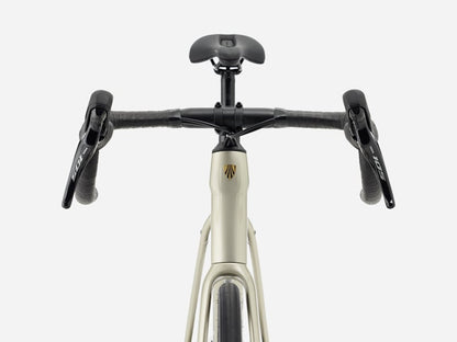 Trek Domane AL 5 Gen 4 2027 - Gloss Supernova - D Byk Store